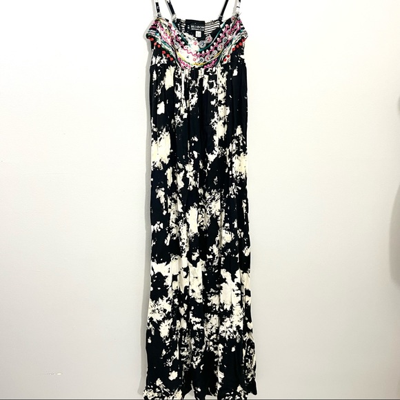 Billabong Smocked Embroidered top Maxi Dress - Picture 12 of 16